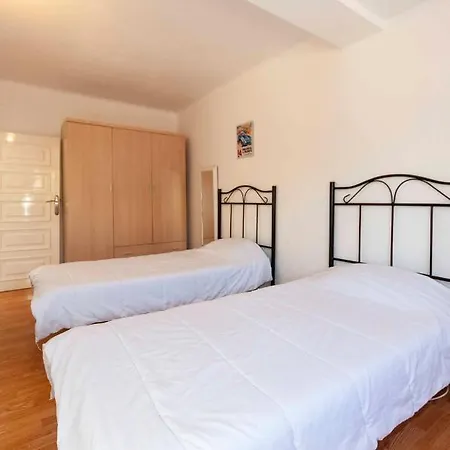 1148 Lutgardo 9 - Apivend Immo 아파트